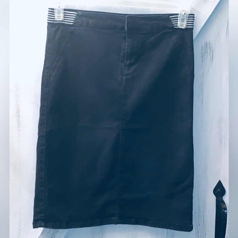 D jeans brand Denim skirt size 10